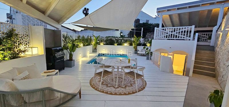 Foto f04a560b-3b5a-4f4b-80b3-169bd1a3b0da. Casa amb piscina a Bahía Dorada Estepona