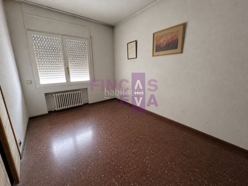 Foto 4f00b403-b88d-4a41-b77e-e3beb307201a. Àtic amb calefacció aparcament a Putget - Farró Barcelona