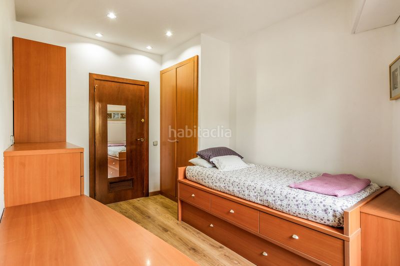 Foto 4874a67e-d354-47c2-9c92-9949237b6044. Pis amb calefacció aparcament a La Vila Olímpica del Poblenou Barcelona