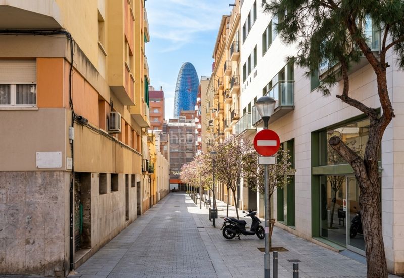 Foto a075023c-e60f-42f5-b6f4-9b63ae9b20e5. Pis a El Clot Barcelona