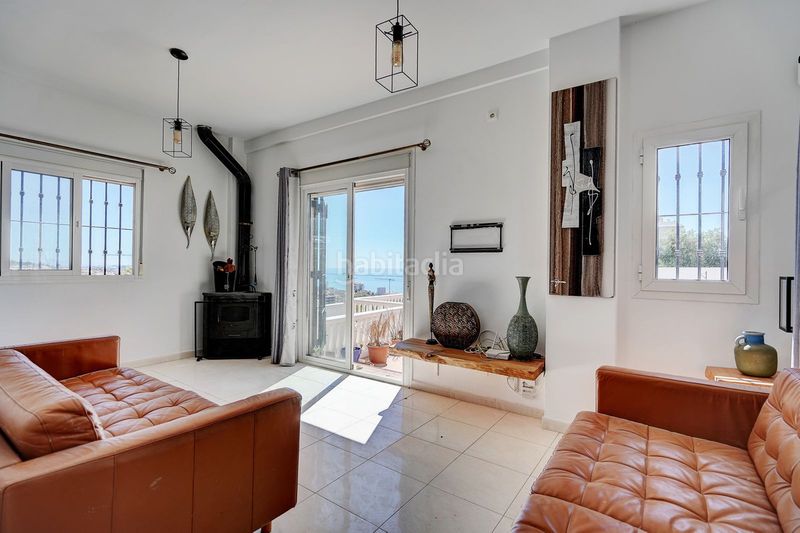Foto abdebbbd-dec0-4f1f-8fa6-c6d582b36719. Casa amb aparcament piscina a Torreblanca del Sol Fuengirola