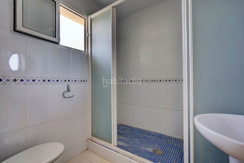 Foto f365fa9c-a28a-432a-b210-2574edb7953d. Casa amb aparcament piscina a Torreblanca del Sol Fuengirola