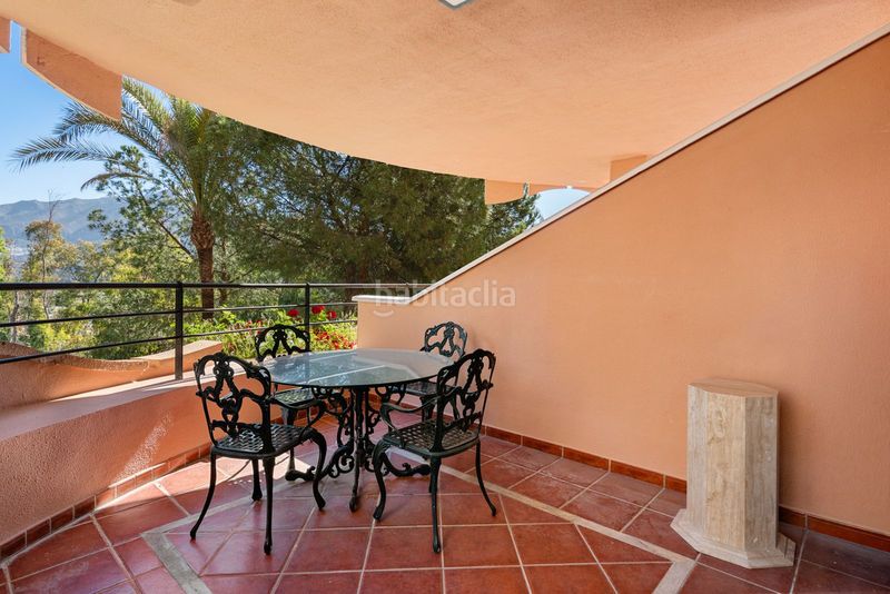 Foto 99e65d32-63c1-4664-8721-87698b26483d. Pis amb aparcament piscina a Las Brisas Marbella