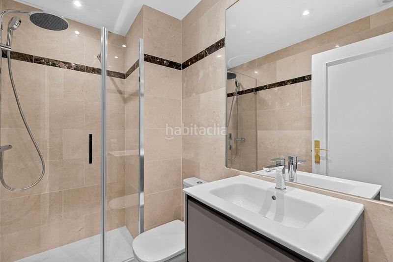 Foto f110b423-7bda-4c19-9136-0f4c7cd8868a. Pis amb aparcament piscina a Las Brisas Marbella