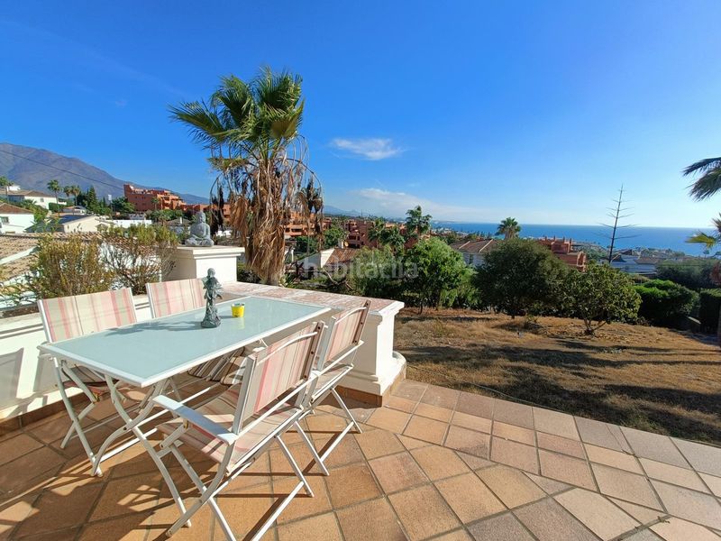 Foto 24f31069-8575-4071-9262-4901dcdecbe5. Casa amb aparcament a Centro Estepona