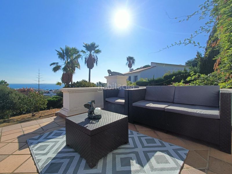 Foto cf8e0623-d4da-4f25-824f-e7a462f5d729. Casa amb aparcament a Centro Estepona
