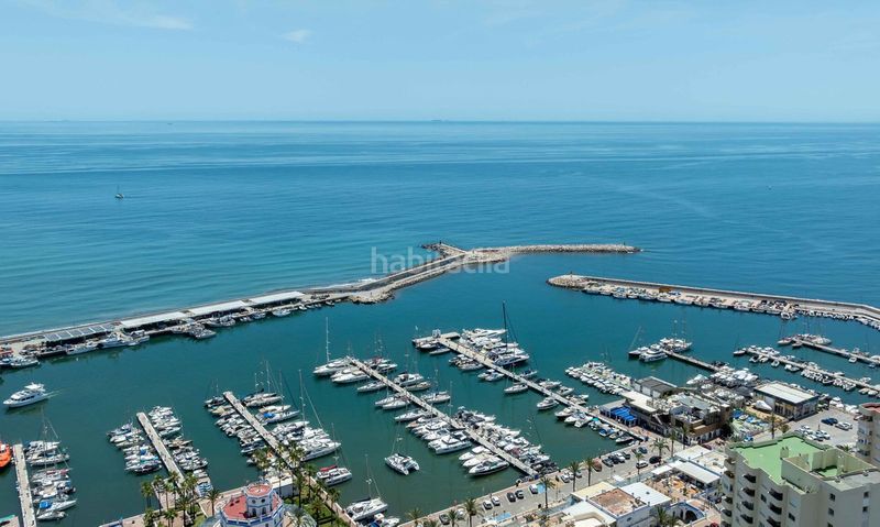 Foto bba4795b-4a4b-46b6-a1f7-1f78d22c62b7. Pis amb aparcament piscina a Centro Estepona