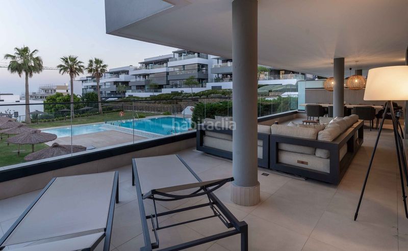 Foto ffb5669f-9933-4c7e-b637-f29231f38d44. Pis amb aparcament piscina a Centro Estepona