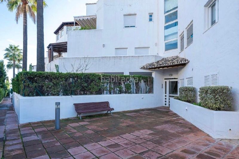 Foto ad7469f9-bfc8-4a27-b6db-ad533b12dee8. Pis amb aparcament piscina a Bello Horizonte - Lindasol Marbella