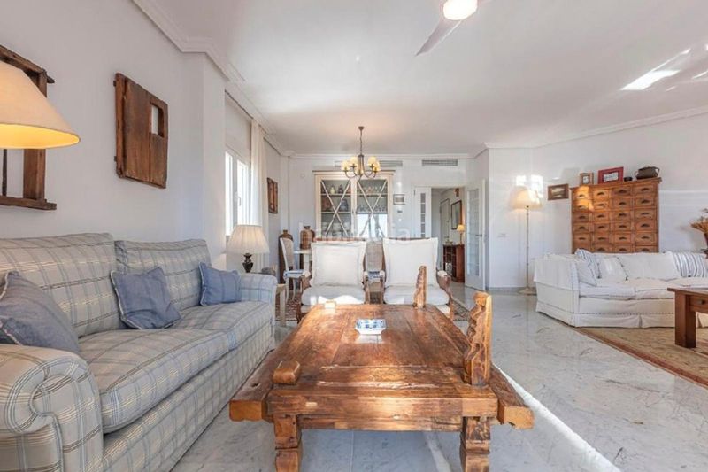 Foto b1ef8097-a642-4407-89c1-2ba2c760a00a. Pis amb aparcament piscina a Bello Horizonte - Lindasol Marbella