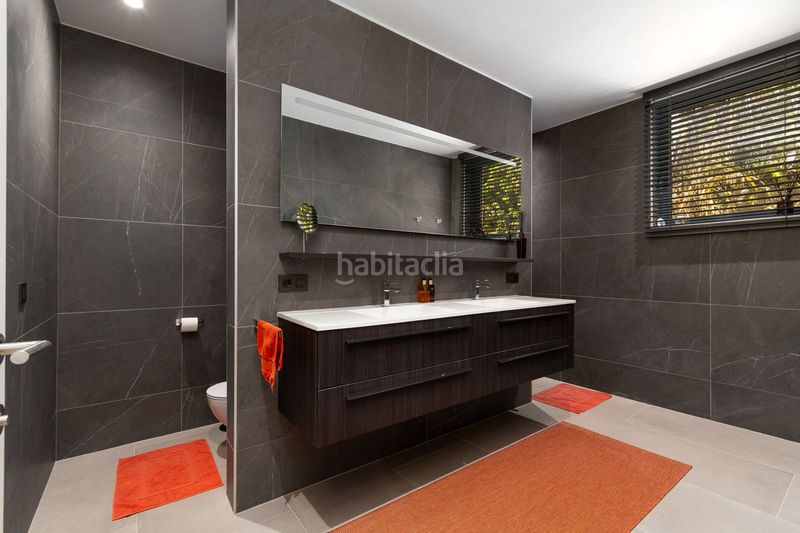 Foto 16b56d5a-abe5-4b12-9d41-91afac16824f. Casa amb piscina a Cabopino - Artola Marbella