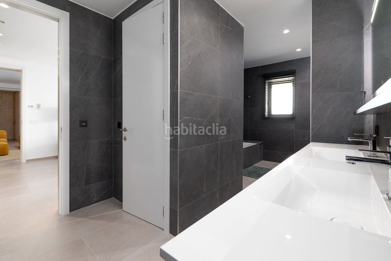 Foto e2226380-2fa1-414a-a092-7a202cde39df. Casa amb piscina a Cabopino - Artola Marbella