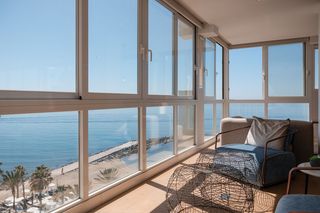Pis  Marbella,avenida ricardo soriano. Exclusivo apartamento de 4 dormitorios con vistas al mar en marb
