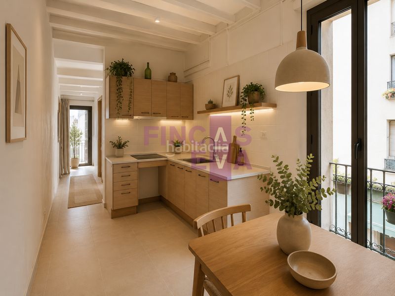 Foto 283b6b14-89ee-4703-b272-7055a0c63b65. Pis a Raval Barcelona