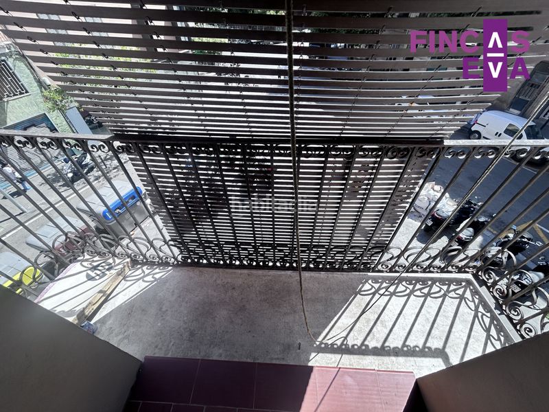 Foto 5159d3d5-598d-414f-9258-9276ab5895f4. Pis a Raval Barcelona