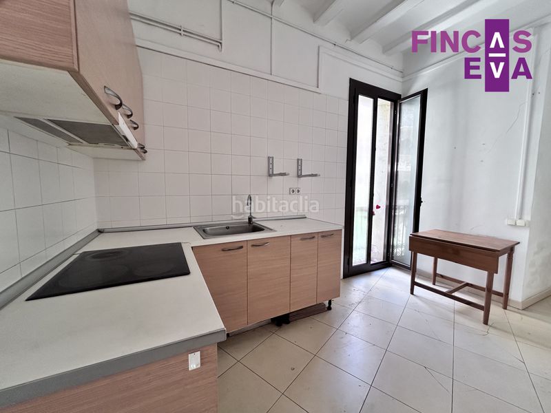 Foto 9c101e87-3ddd-41b1-bebc-a1d83fe8a727. Pis a Raval Barcelona