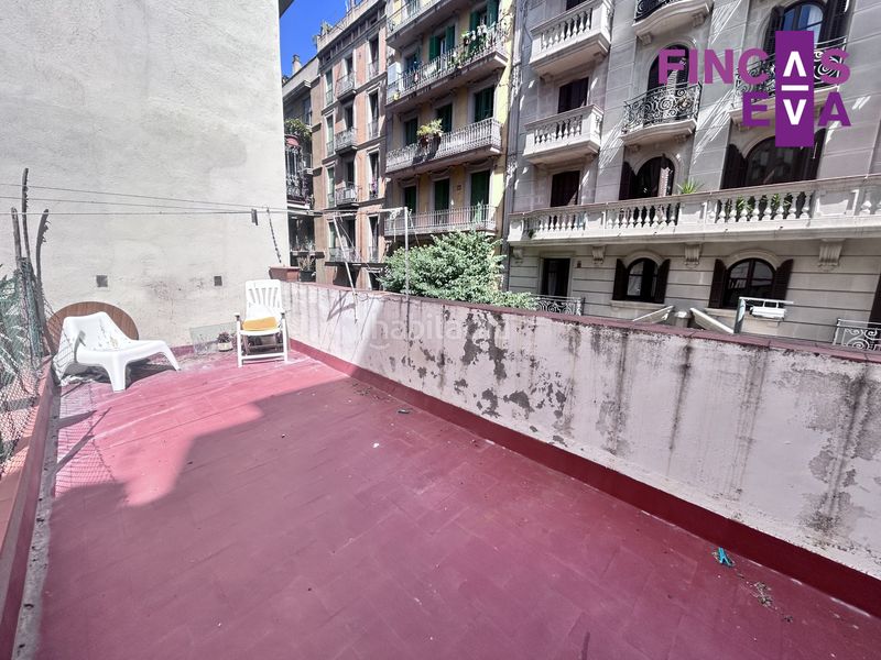Foto bd96cb9a-0f09-4de5-90b8-171c3f280684. Pis a Raval Barcelona
