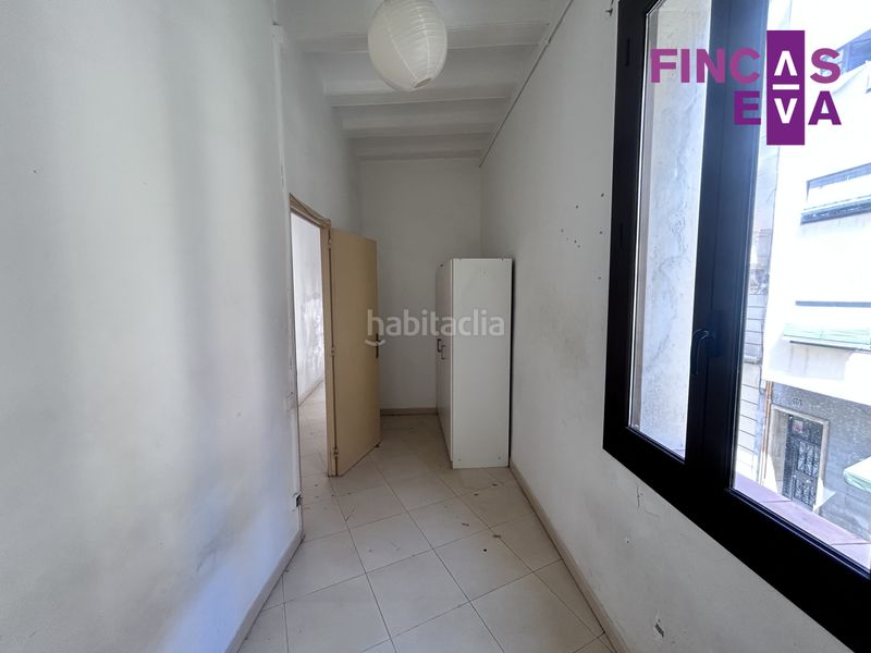 Foto c622d80e-5896-4c0e-be9a-33f59850351f. Pis a Raval Barcelona