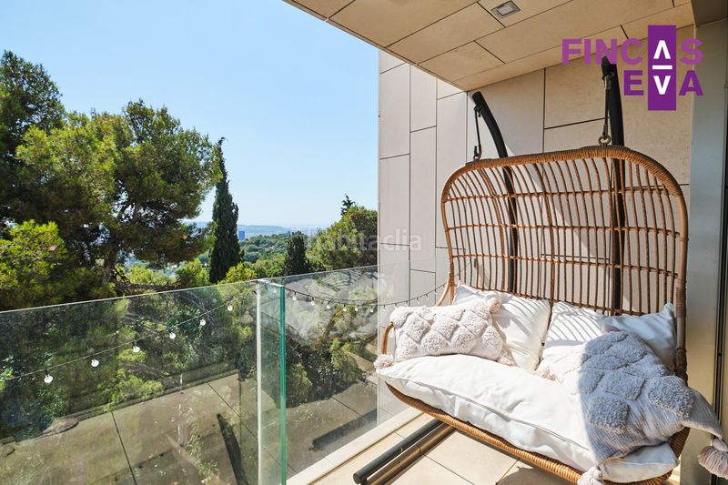 Foto 8c844e66-d80b-4d76-a3b2-8336a07b7bcc. Casa amb aparcament piscina a Sarrià Barcelona