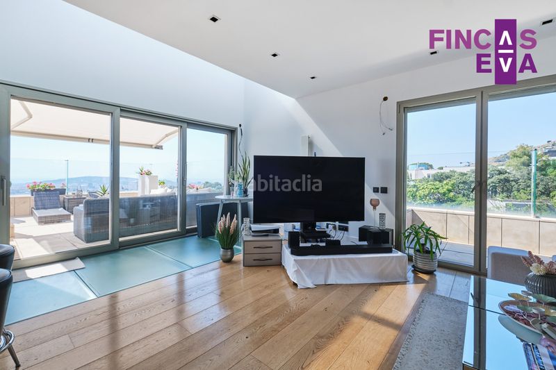 Foto 95f9c81b-31ec-4b5a-bbd8-fd8edc25d403. Casa amb aparcament piscina a Sarrià Barcelona