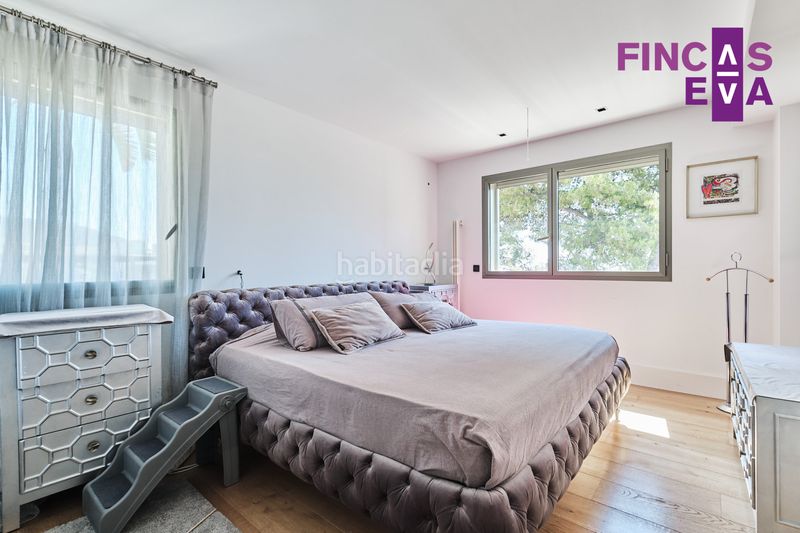 Foto ede63631-5d0d-4f6a-8c4d-d991247273c7. Casa amb aparcament piscina a Sarrià Barcelona