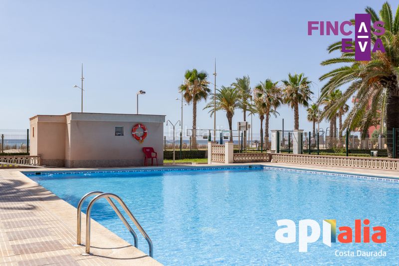 Foto 12a38787-74e5-40be-9f90-c3c9f383e6a4. Pis amb aparcament piscina a La Pineda Vila-seca