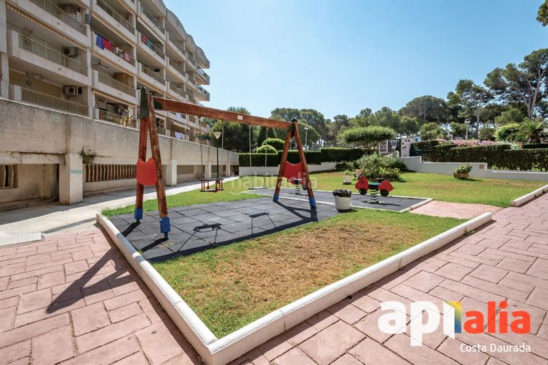 Foto 4388e68d-efd9-40e4-a78c-4b69c1e6b8c2. Pis amb calefacció piscina a Mar i Camp - Platja dels Capellans Salou