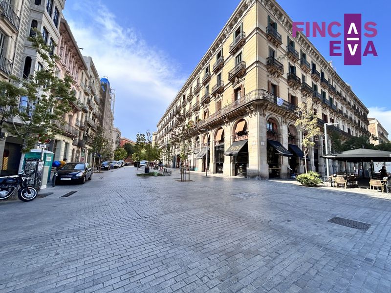 Foto 4cb4376c-afa1-4e6b-ace3-5a40aff34687. Pis a St. Pere - Sta. Caterina - El Born Barcelona
