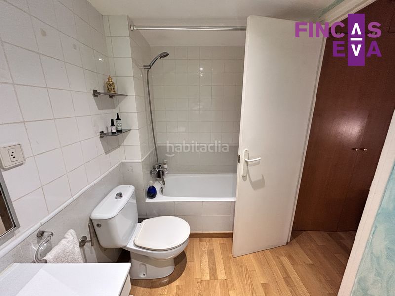 Foto e3aef49d-007e-4d15-85c8-8921f6a75a5c. Pis a St. Pere - Sta. Caterina - El Born Barcelona