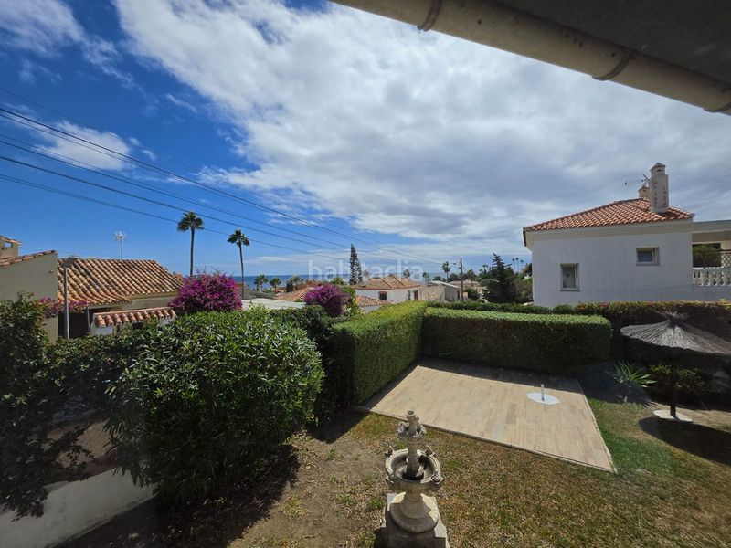 Foto ada2c740-61f2-4cdf-b090-2ddd1a256e96. Casa amb aparcament a Centro Estepona