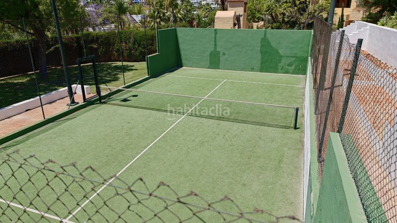 Foto 369ee27b-e6dd-4985-8537-9b81723f3af3. Casa adossada amb aparcament piscina a Nueva Atalaya Estepona