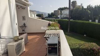 Pis  Marbella,nueva andalucia,avenida del prado. Nuevo en el mercado. exclusivo apartamento de 2 dormitorios con