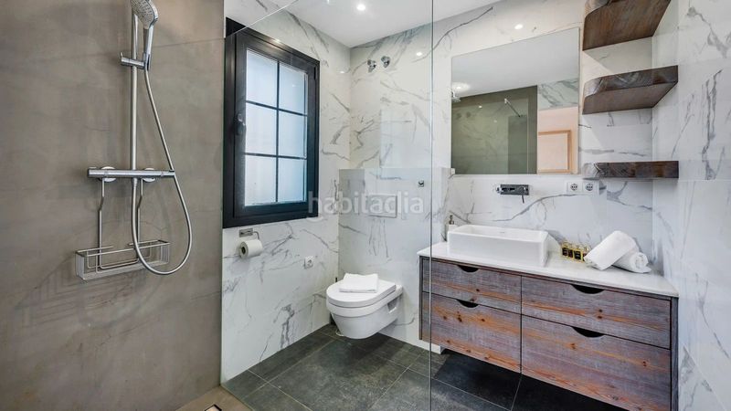 Foto f04b25b0-291a-4dc7-8873-3f40689ad828. Pis a Las Brisas Marbella
