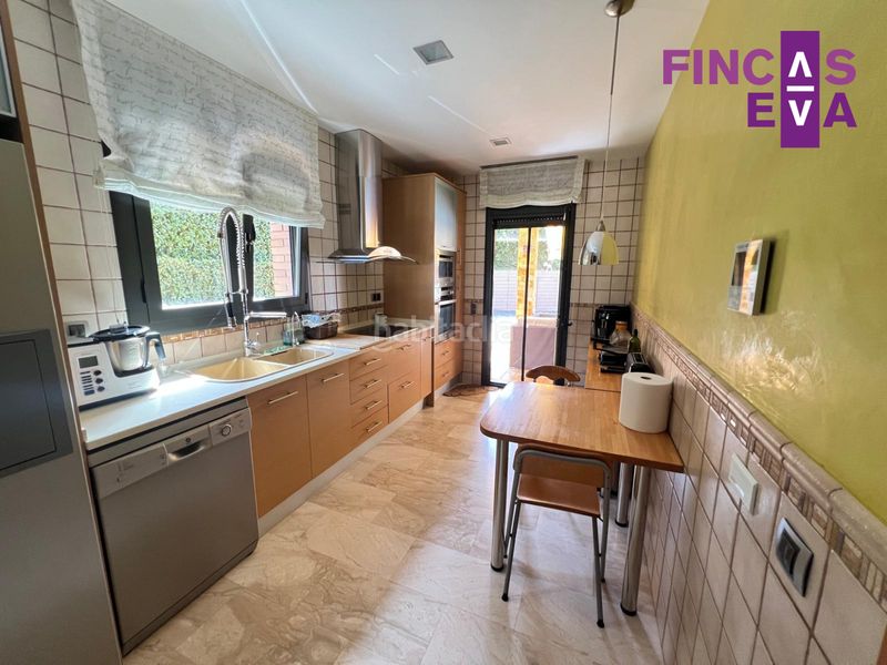 Foto 040c96b6-f801-41e1-927b-c2ce11294838. Casa amb calefacció aparcament a Roca del Vallès (La)