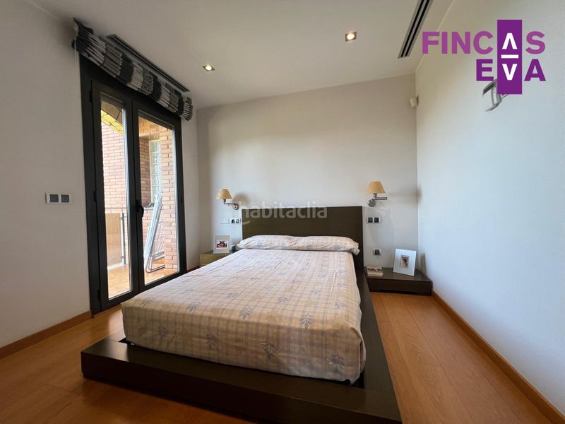 Foto 10a6fd4a-951d-4645-a95d-989620465848. Casa amb calefacció aparcament a Roca del Vallès (La)
