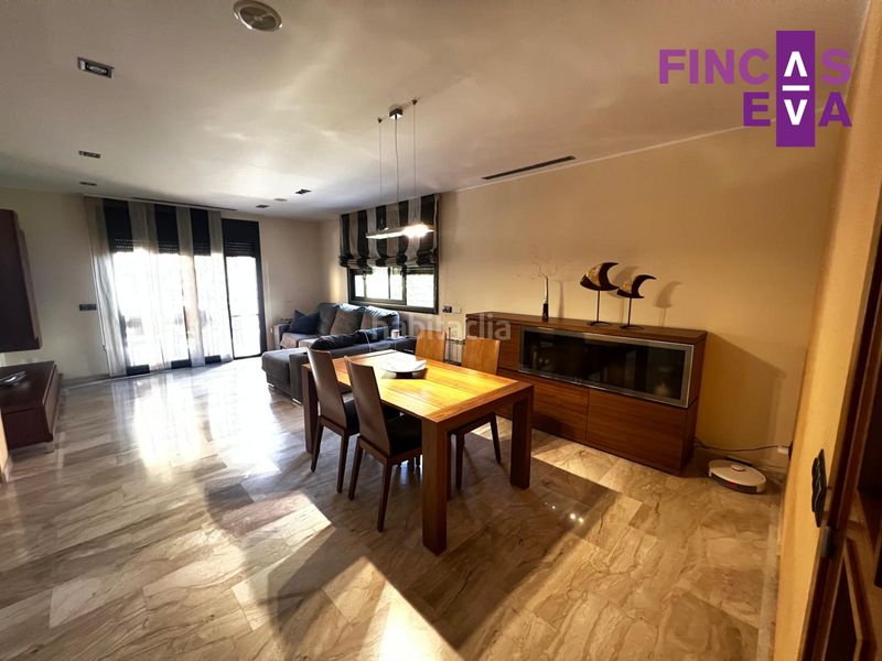 Foto 6c7e40c8-77fa-4ae0-b22d-153e7b527771. Casa amb calefacció aparcament a Roca del Vallès (La)