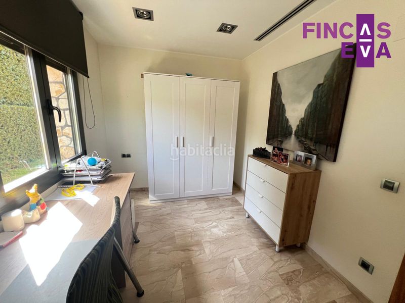 Foto bf3e3e1d-2feb-48d1-ade3-d8c56ff8c990. Casa amb calefacció aparcament a Roca del Vallès (La)