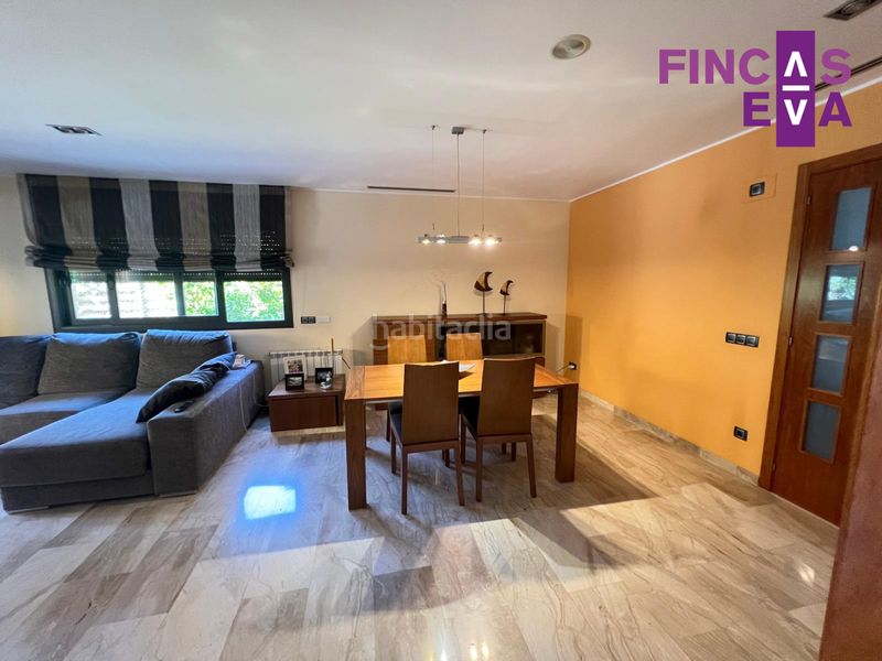 Foto cbb5a989-b31b-4a3a-9dac-e6261ca9c250. Casa amb calefacció aparcament a Roca del Vallès (La)