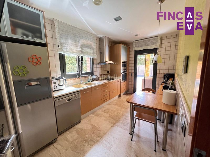 Foto e9644b88-72c1-4a39-bca4-9b5f72b1d3c7. Casa amb calefacció aparcament a Roca del Vallès (La)
