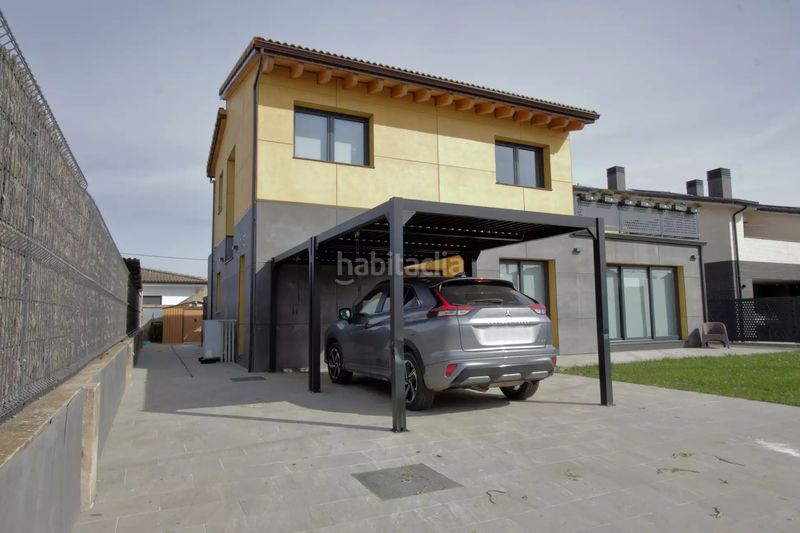 Foto 351a4a9e-d748-403d-8730-ed36ff34977c. Casa amb calefacció aparcament a Fontcoberta