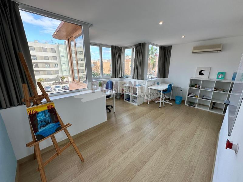 Foto 12628aaa-536b-42d7-98f2-fc451893fee3. Casa a schiera con riscaldamento in S´Eixample-Can Misses Ibiza
