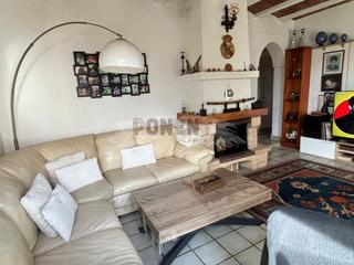 Casa a Santa Eulària des Riu. Amplia casa con encanto en puig den valls