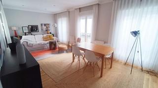 Miete Etagenwohnung  Calle alcalde suarez llanos. Piso totalmente reformado