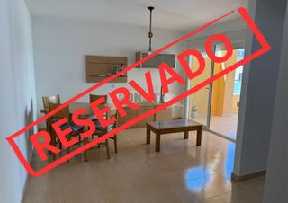 Apartament a Ses Figueretes - Platja d'en Bossa - Cas Serres. Reservado  apartamento con gran terraza en playa den bossa