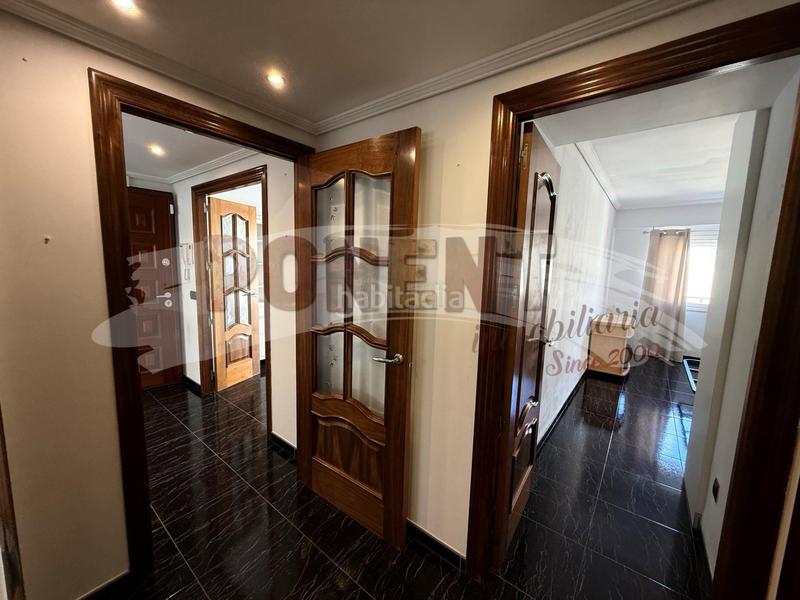 Foto 5069b9fe-8c6a-4010-97e8-25c5f6ee2bbb. Location appartement dans S´Eixample-Can Misses Ibiza