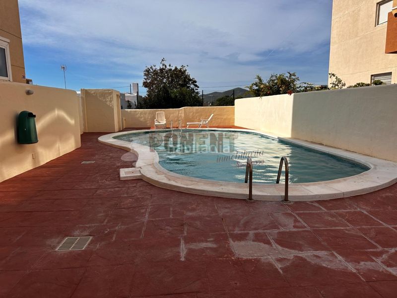 Foto 8c43b8a1-2143-418b-ba8d-95c7699a0d83. Planta baixa amb aparcament piscina a Jesús Santa Eulària