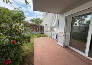 Planta baja en Ses Figueretes - Platja d'en Bossa - Cas Serres. Planta baja con gran patio y garaje en es vivé