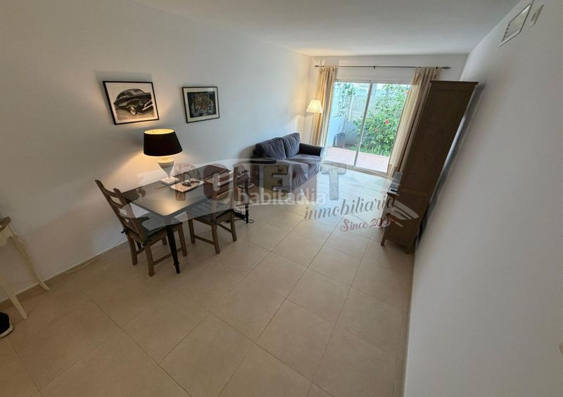 Foto d0449b4f-861a-4495-93a8-685c12556165. Planta baixa amb aparcament a Ses Figueretes - Platja d'en Bossa - Cas Serres Ibiza