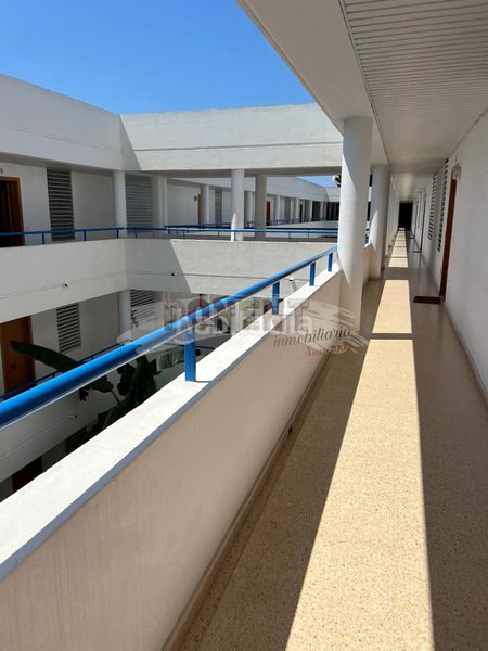Foto 2a81f1bb-6221-4ff0-8a61-06db7a8ee25e. Apartament amb aparcament a Ses Figueretes - Platja d'en Bossa - Cas Serres Ibiza