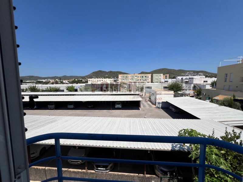 Foto 3fe170bf-1a73-4b2d-b6cb-1cdd6cb38094. Apartament amb aparcament a Ses Figueretes - Platja d'en Bossa - Cas Serres Ibiza
